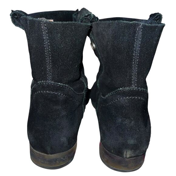 Frye & Co Boots Sarah Shortie Ankle Black Suede Western Bootie - Picture 3 of 8